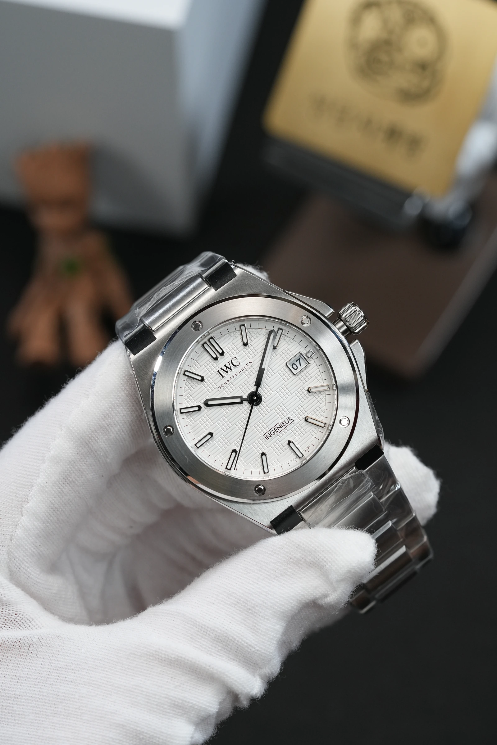 IWC 인제니어 화이트 상세 이미지 3