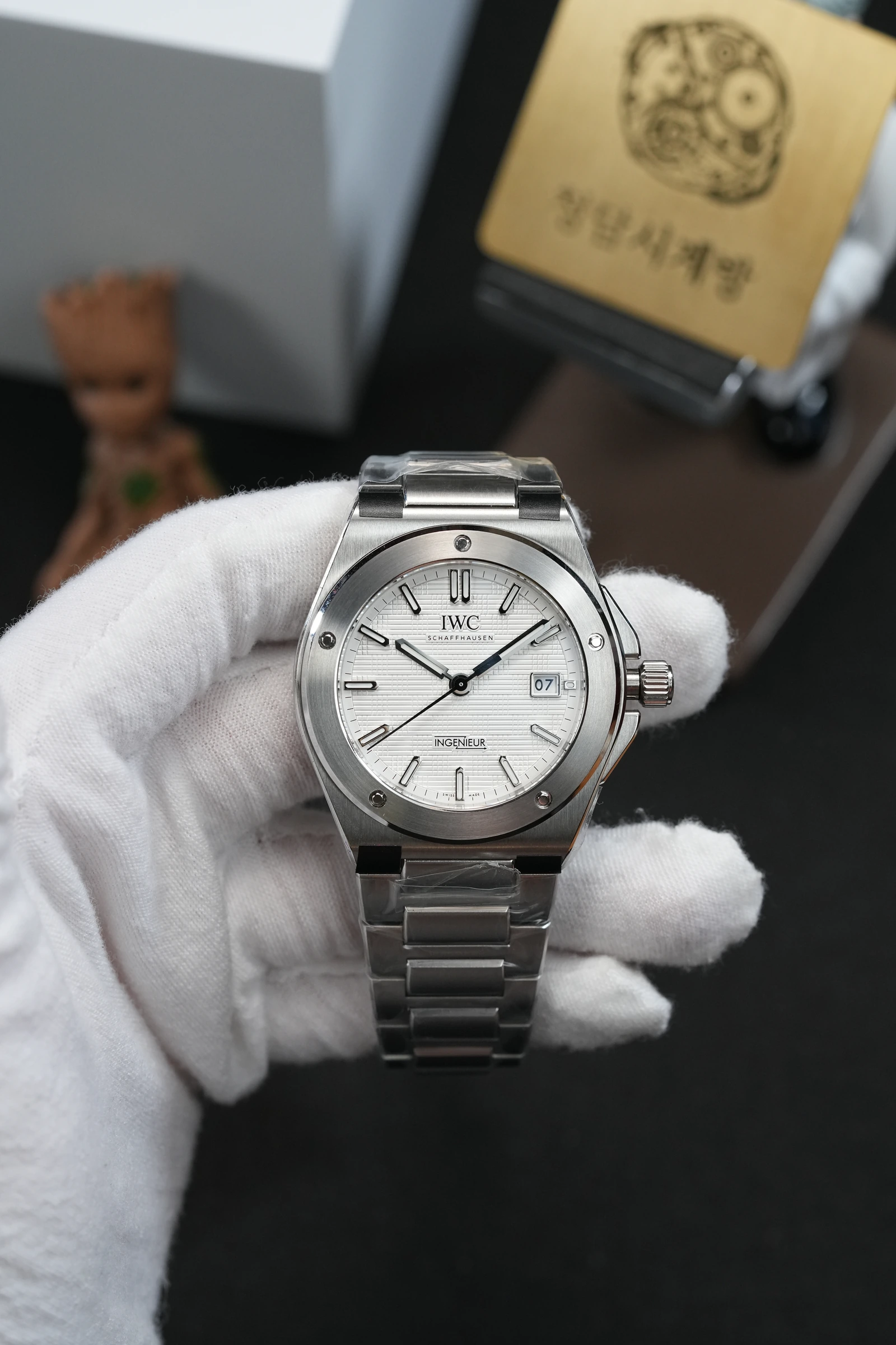 IWC 인제니어 화이트 상세 이미지 9