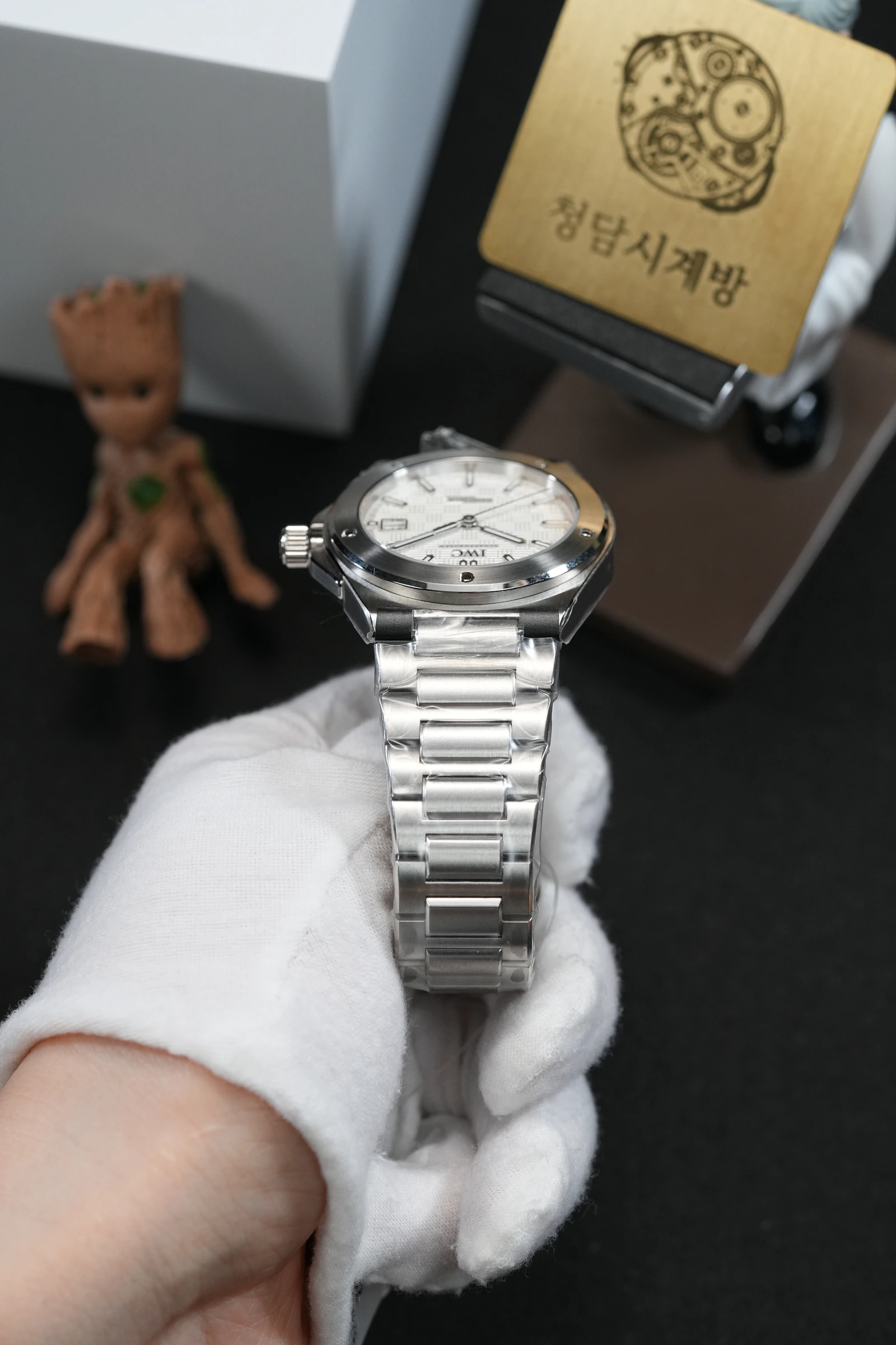 IWC 인제니어 화이트 상세 이미지 10