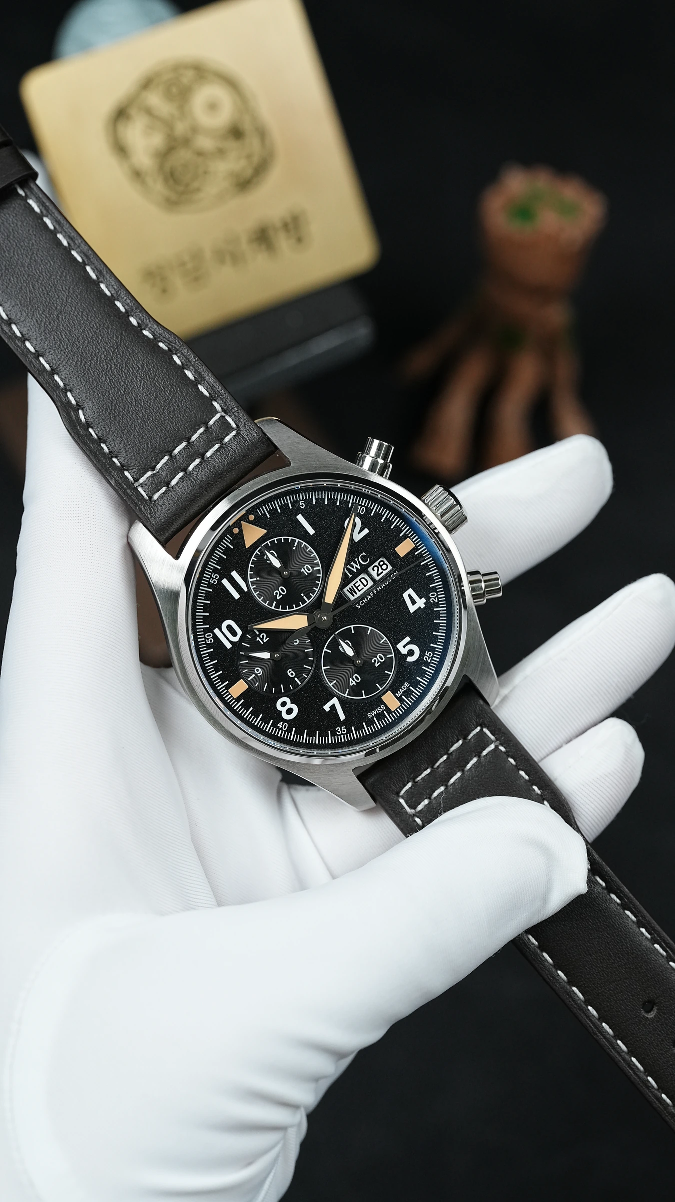 IWC 파일럿 워치 크로노그래프 블랙 블랙가죽 상세 이미지 9