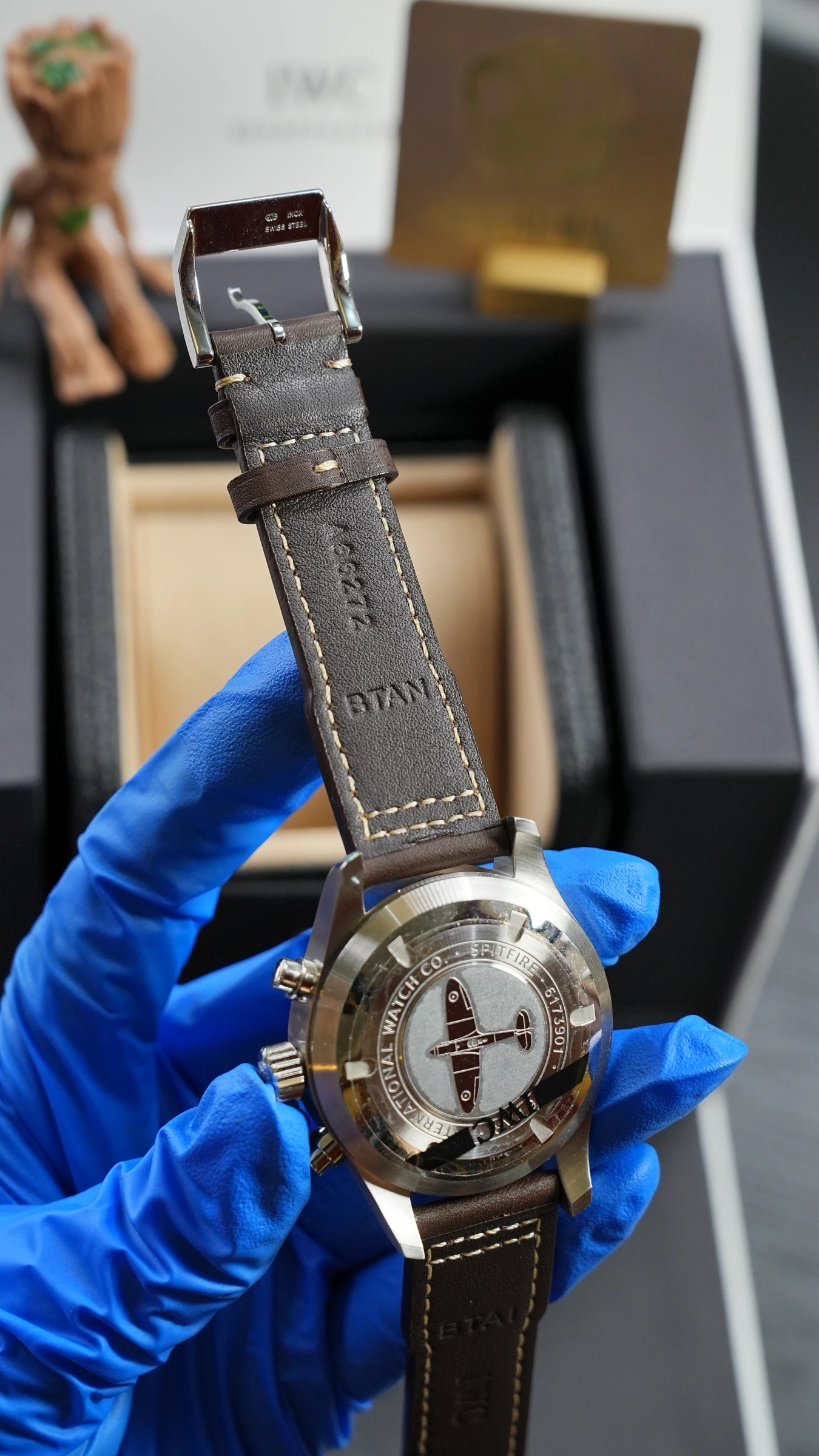 IWC 파일럿 워치 크로노그래프 블랙 브라운가죽 상세 이미지 7