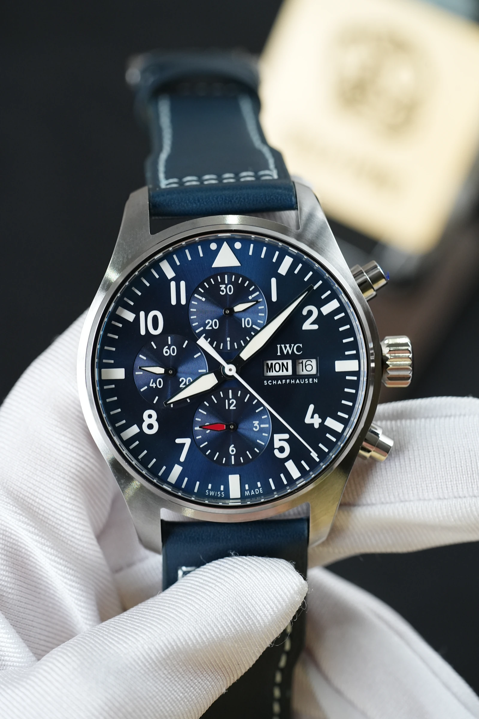 IWC 파일럿 워치 크로노그래프 블루 블루가죽 상세 이미지 7