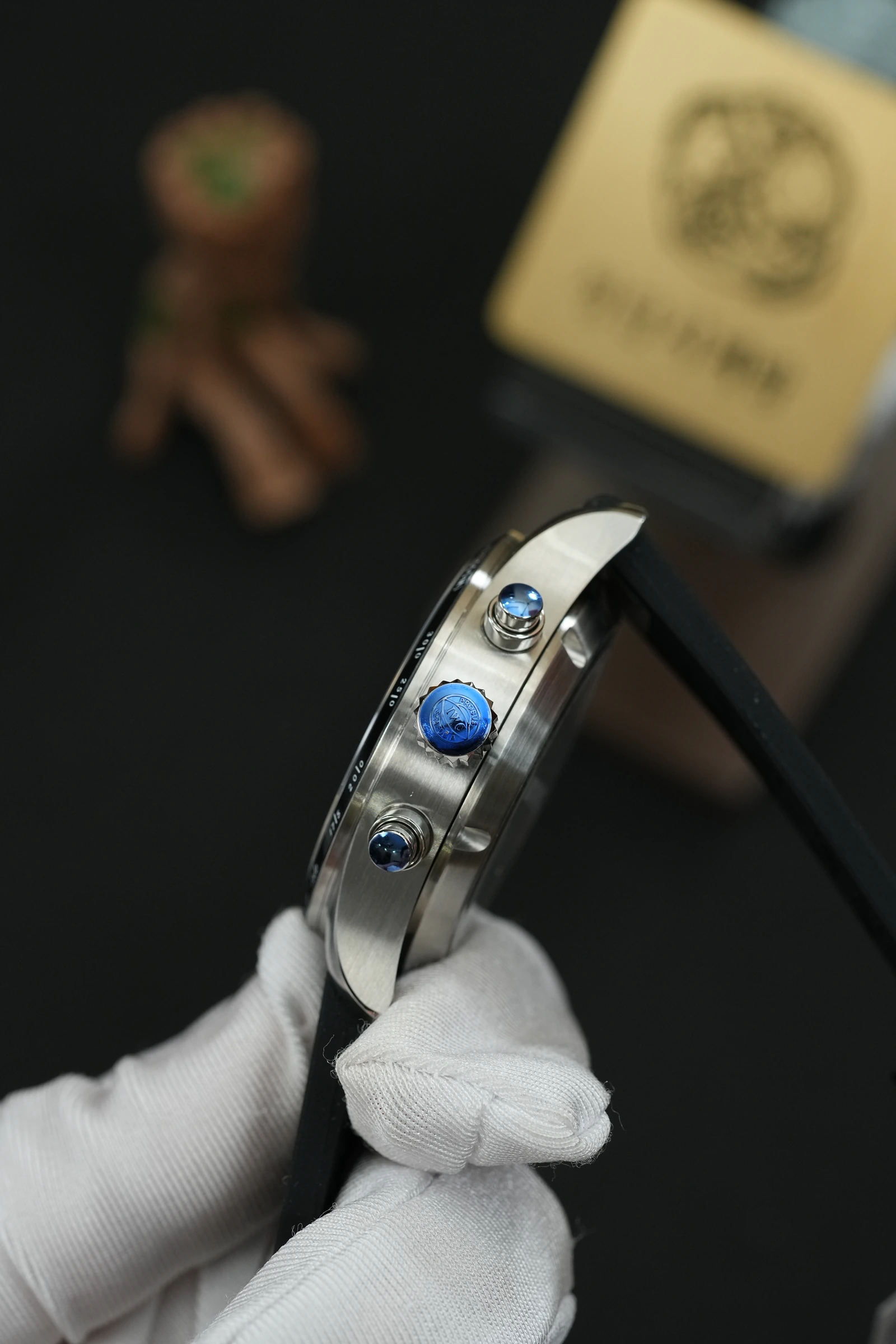IWC 파일럿 퍼포먼스 크로노그래프 블랙 러버 상세 이미지 7