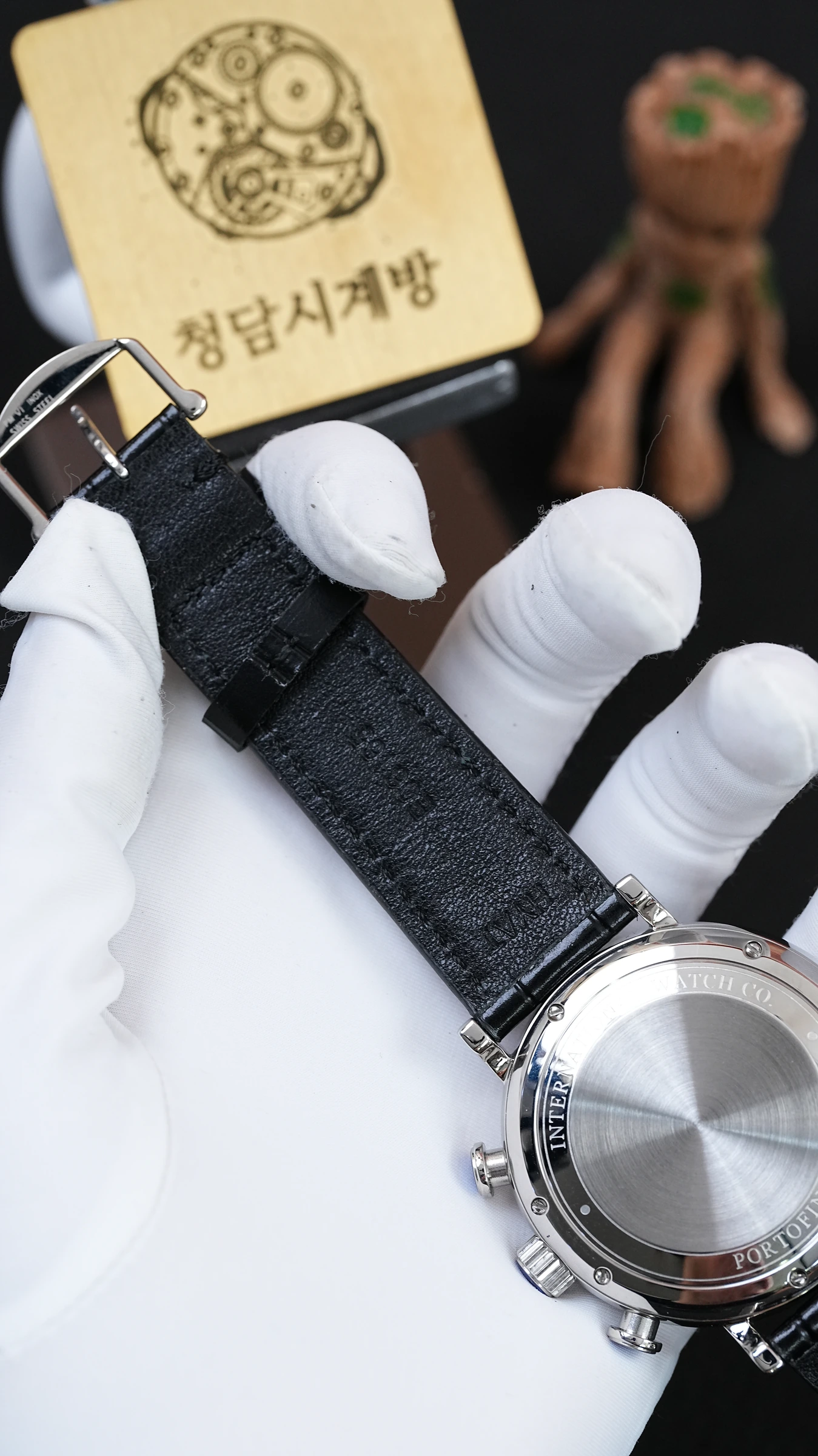 IWC 포르토피노 크로노그래프 블루 블랙가죽 상세 이미지 5