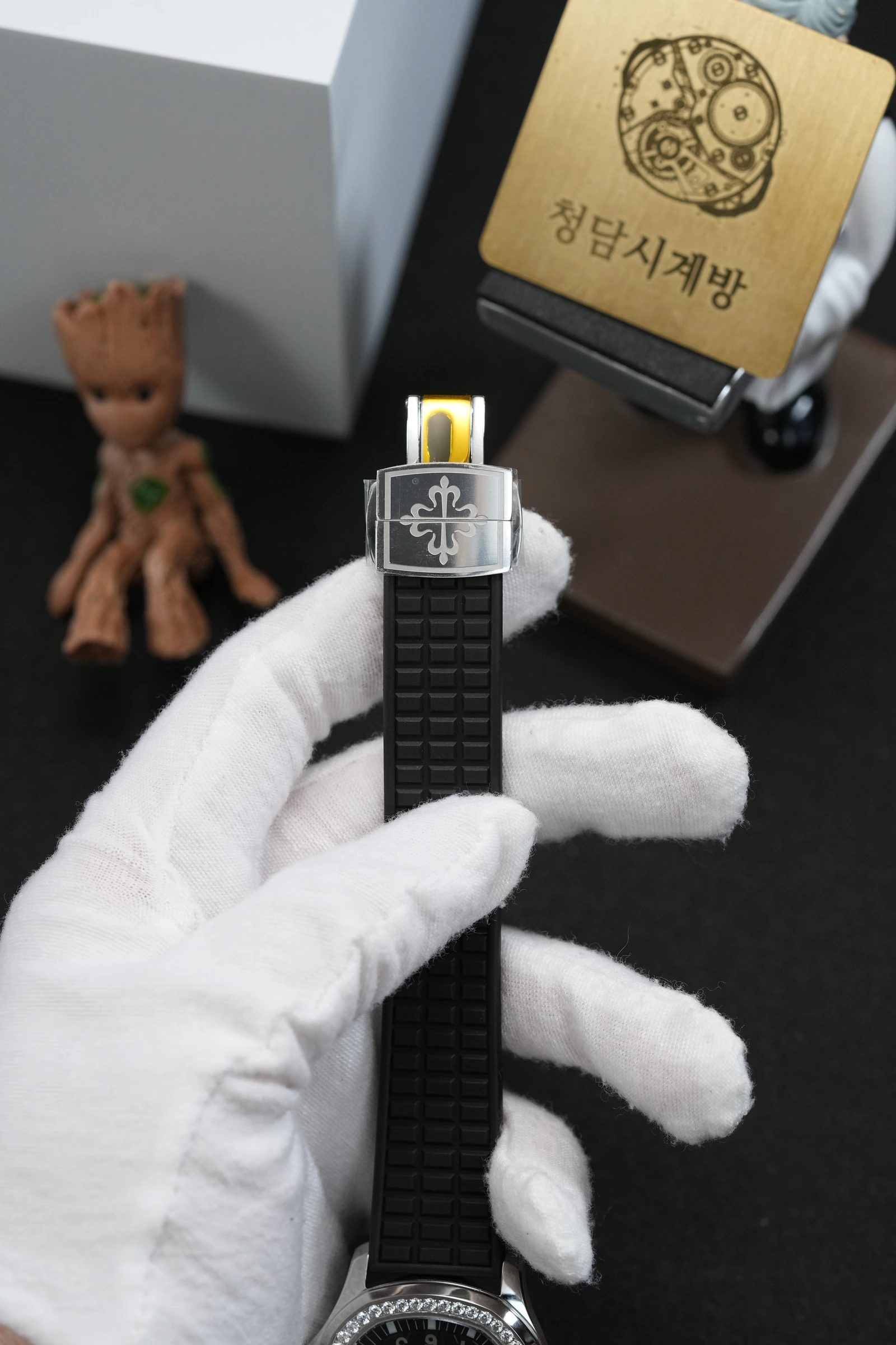 파텍필립 아쿠아넛 5267/200A-001 루체 블랙 상세 이미지 10