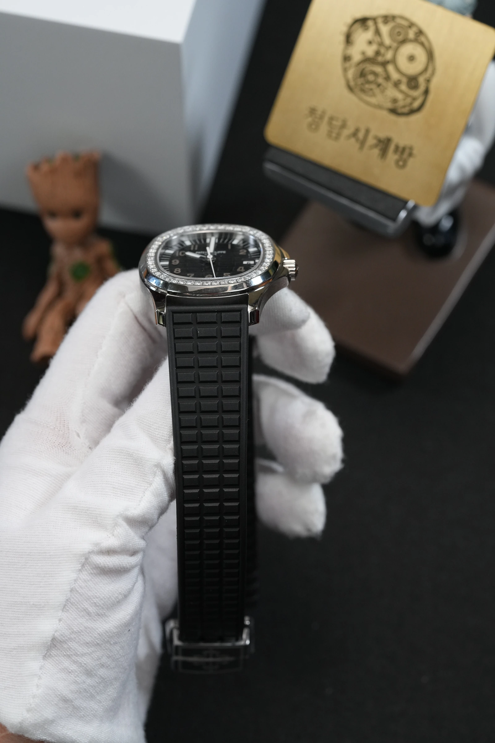 파텍필립 아쿠아넛 5267/200A-001 루체 블랙 상세 이미지 12