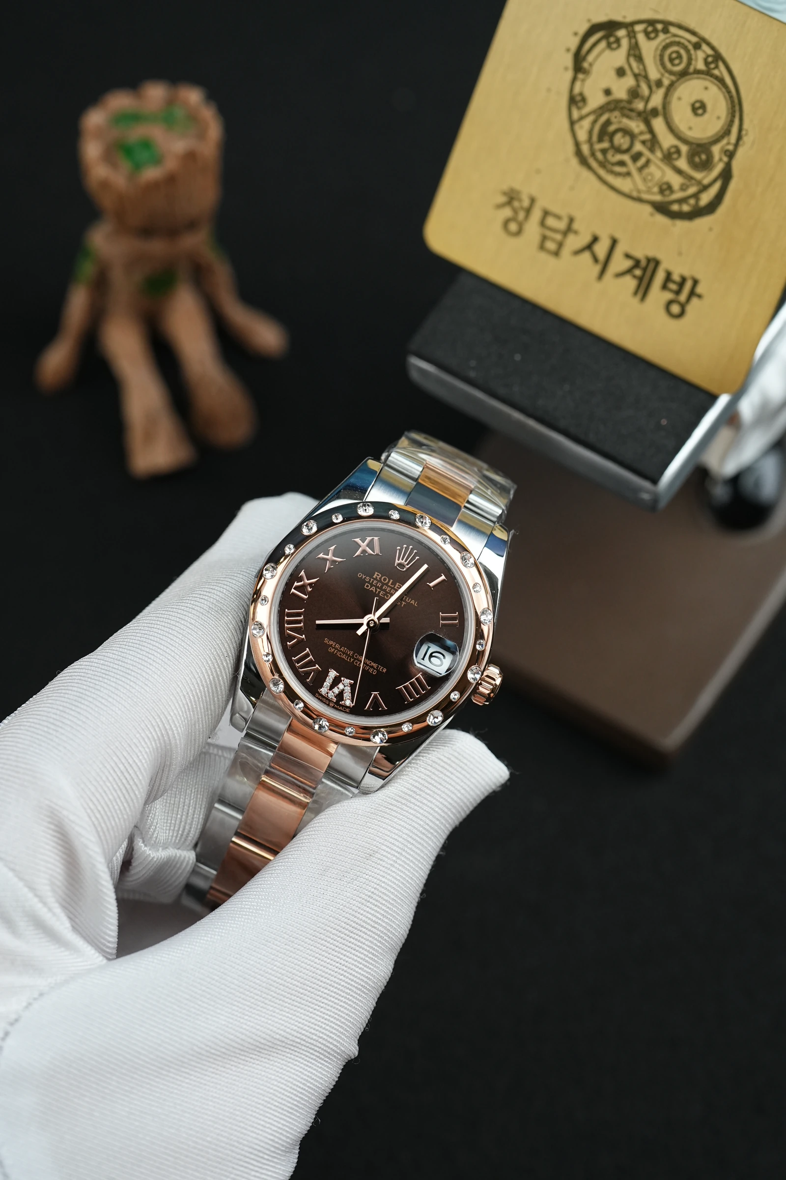 롤렉스 레이디 데이저스트 초코 로만 돔다이아베젤 오이스터스트랩 31mm 상세 이미지 12