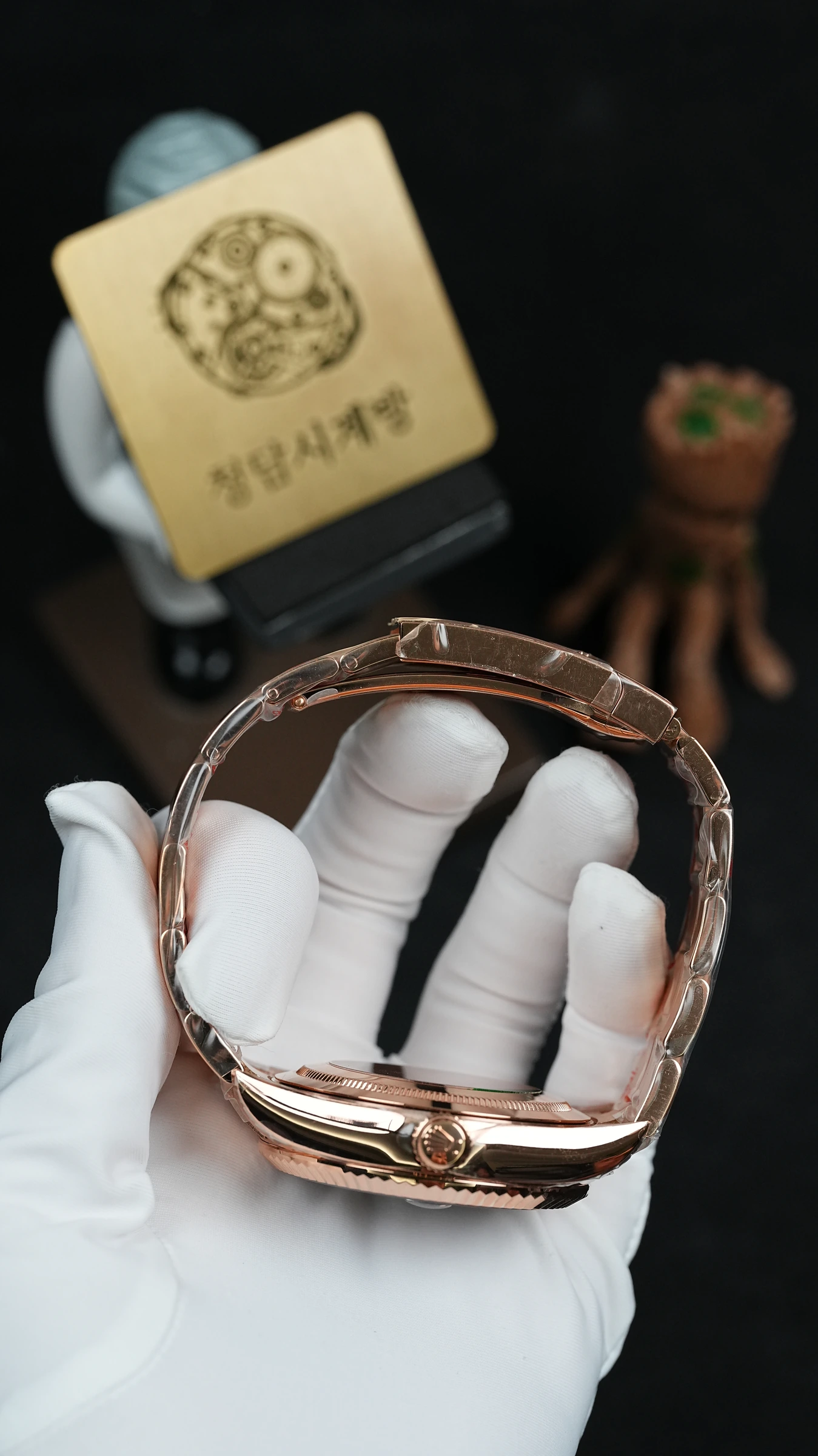 롤렉스 스카이드웰러 다크로듐 로즈골드 상세 이미지 14