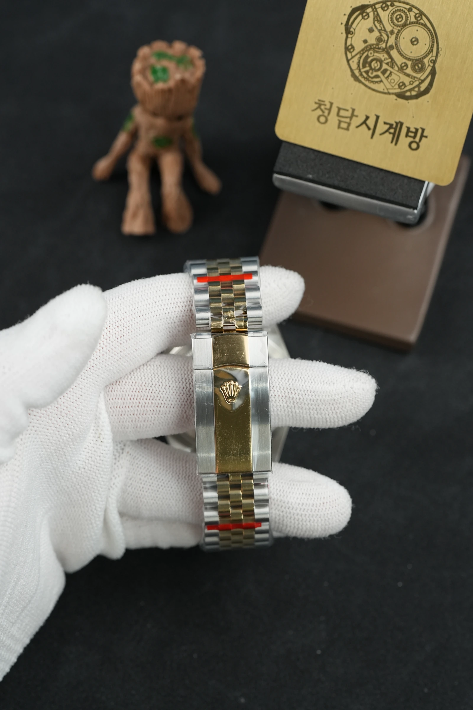 롤렉스 스카이드웰러 블랙 옐로우골드콤비 상세 이미지 14