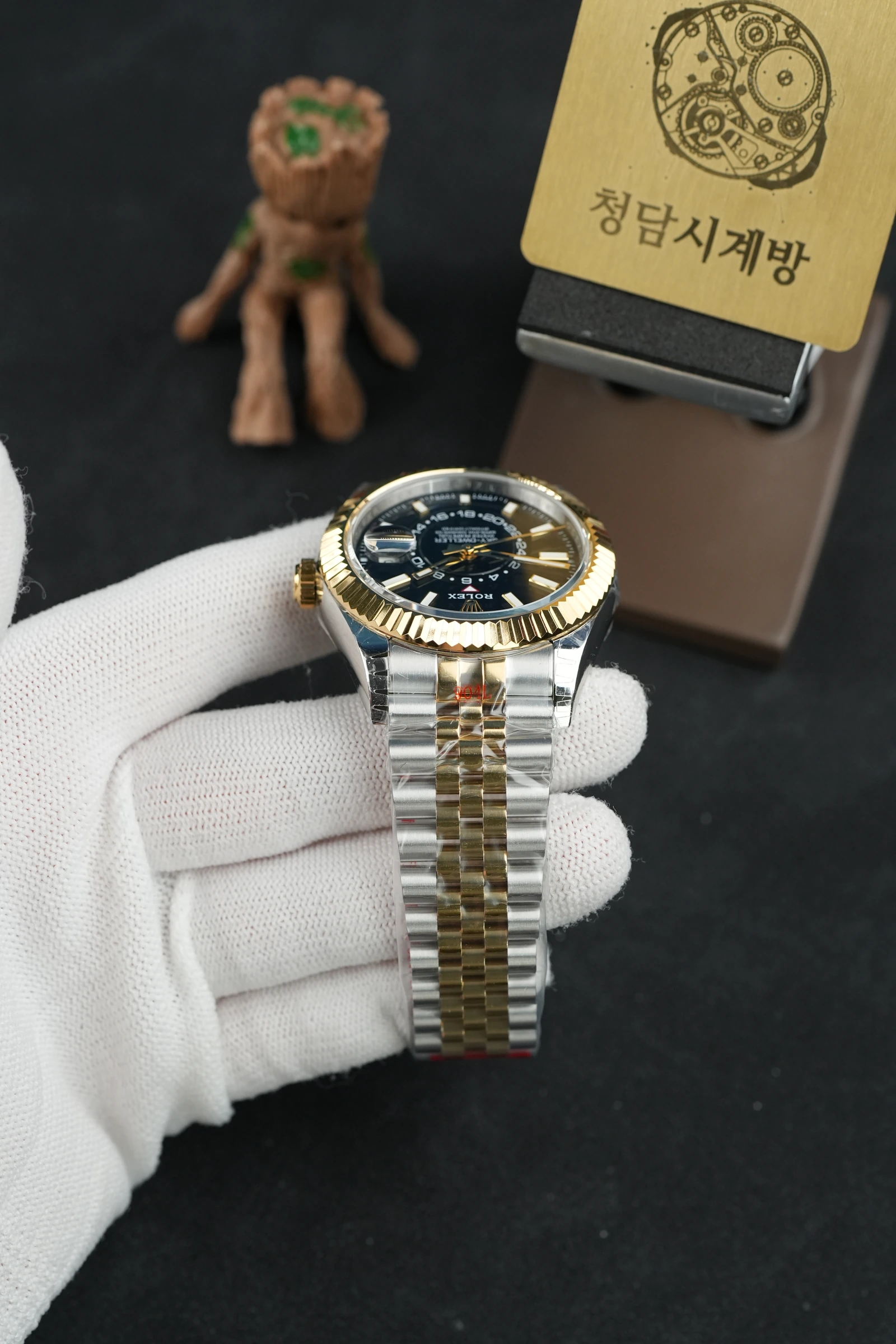 롤렉스 스카이드웰러 블랙 옐로우골드콤비 상세 이미지 15