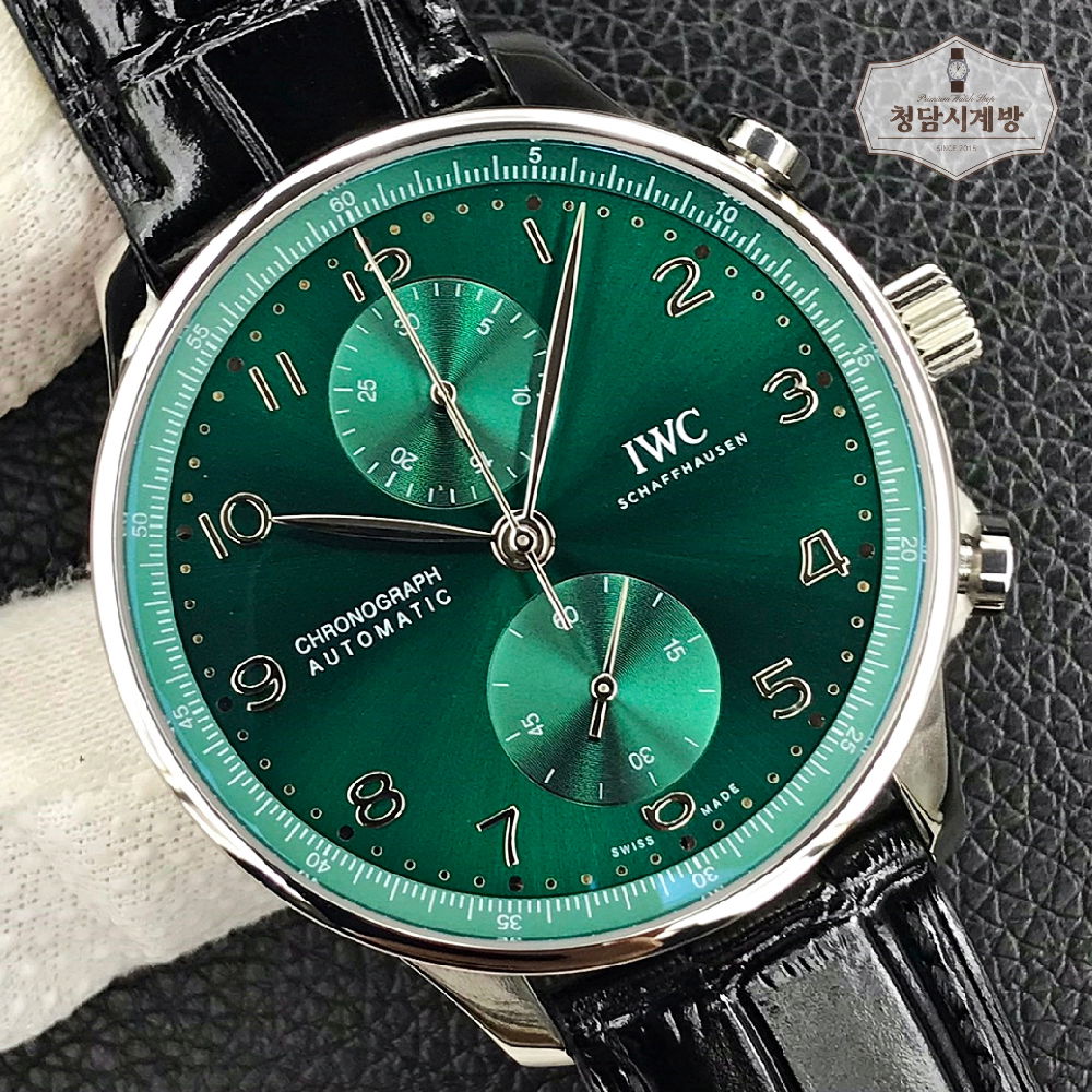 IWC 포르투기저 녹판 상세 이미지 5