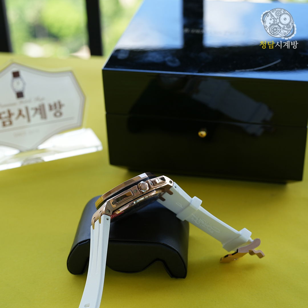 오데마피게 로얄오크 오프쇼어 GOLDWHITE 상세 이미지 7