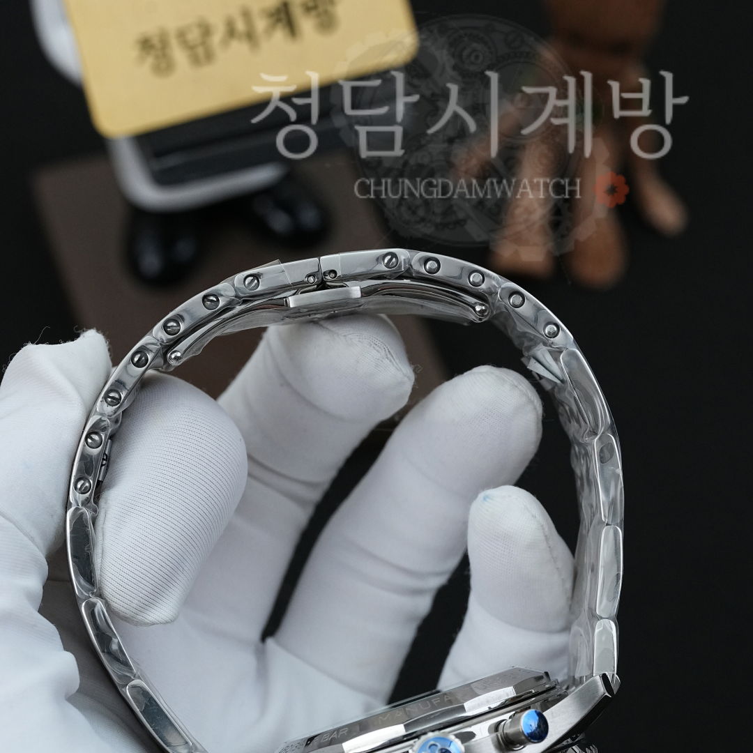 브라이틀링 네비타이머 B01 블루 스틸 상세 이미지 11