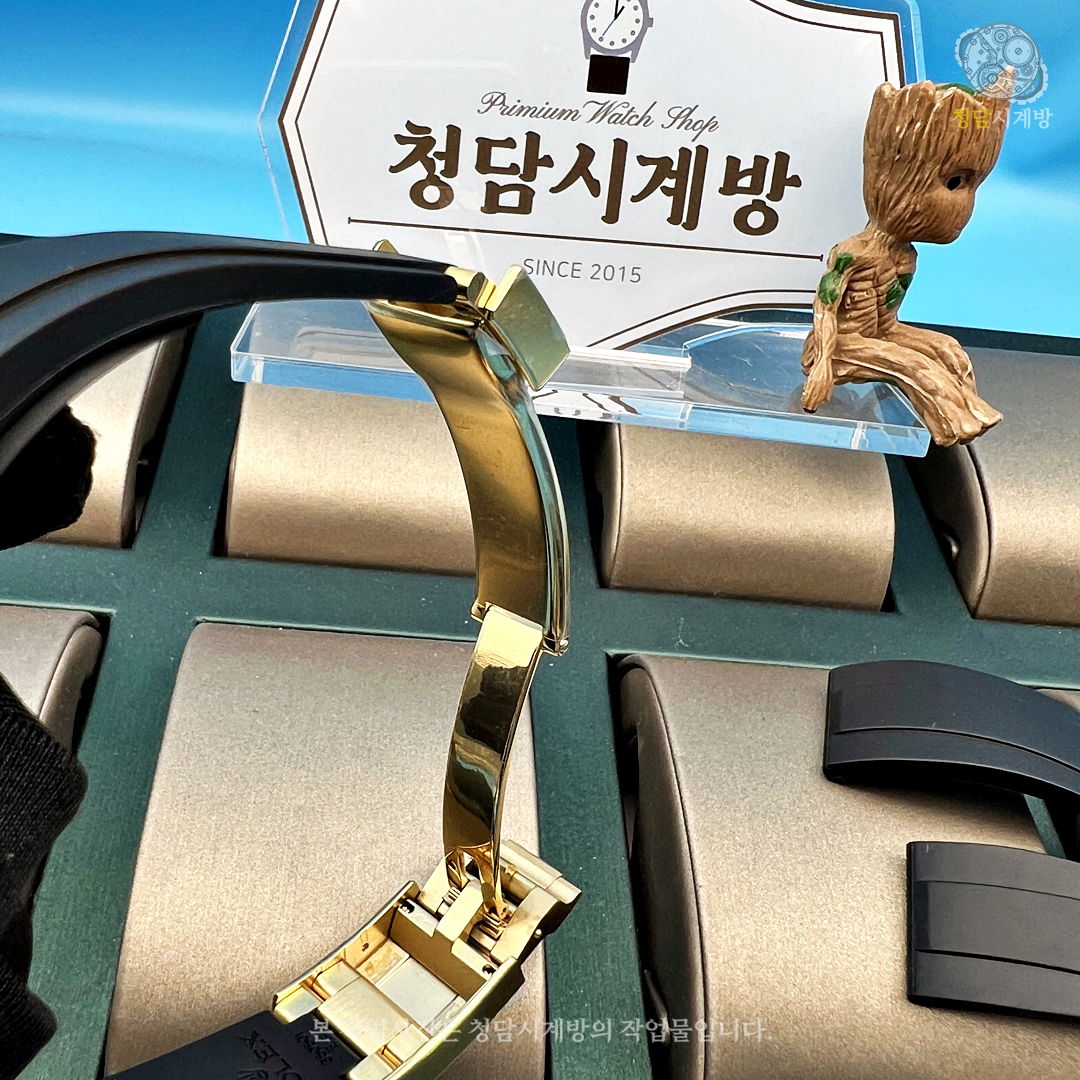 롤렉스 데이토나 검판 옐로우골드 러버 상세 이미지 22