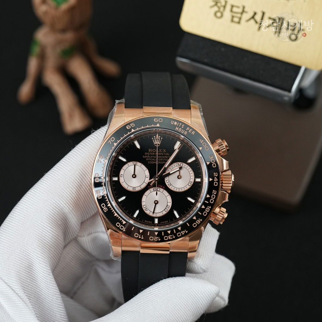 롤렉스 데이토나 블랙 로즈골드 러버 상세 이미지 2