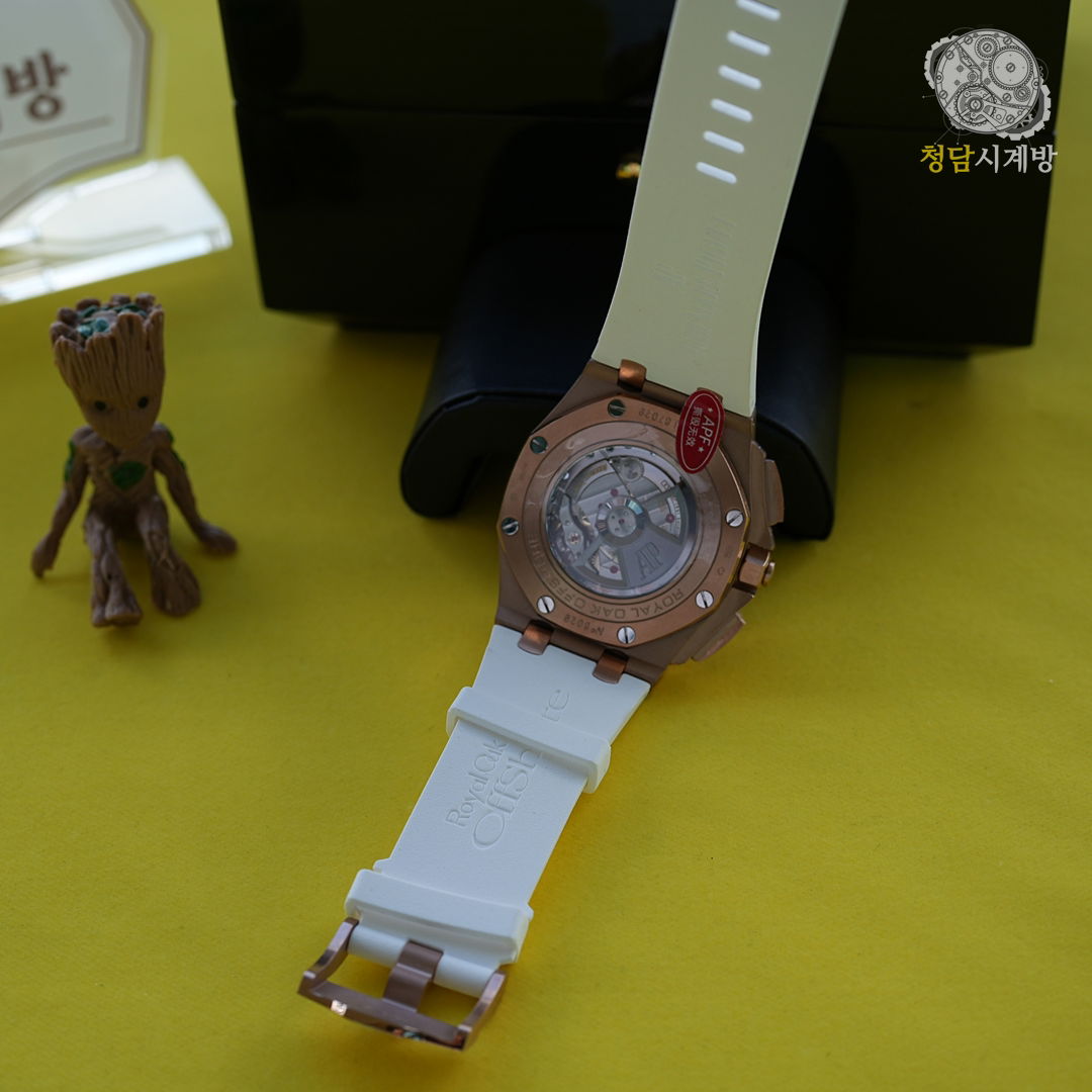 오데마피게 로얄오크 오프쇼어 GOLDWHITE 상세 이미지 11