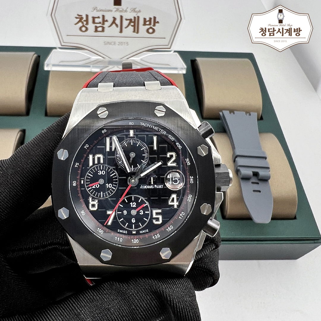 오데마피게 로얄오크 오프쇼어 크로노그래프 블랙 상세 이미지 19