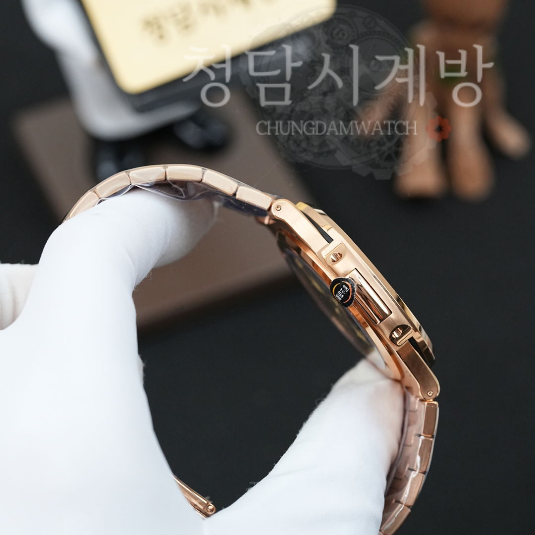파텍필립 노틸러스 5711 골드 브라운 상세 이미지 10