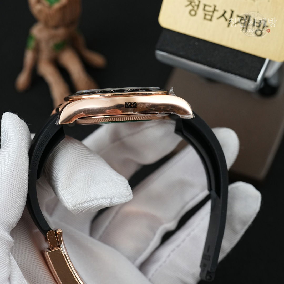 롤렉스 데이토나 블랙 로즈골드 러버 상세 이미지 8