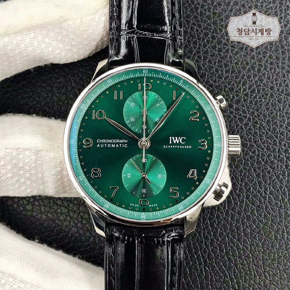 IWC 포르투기저 녹판 상세 이미지 11