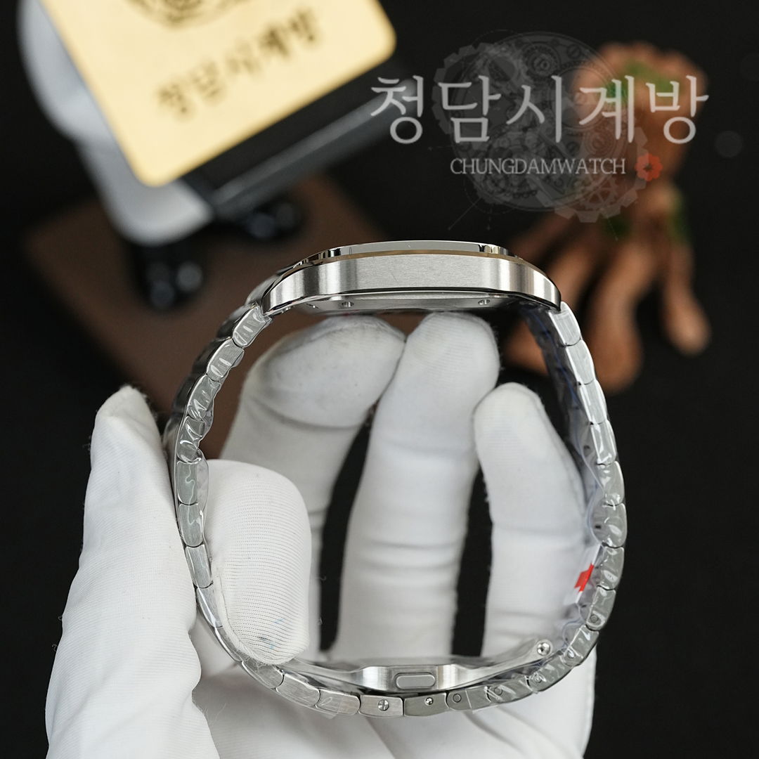 까르띠에 산토스 드 까르띠에 청판 미디움 상세 이미지 10