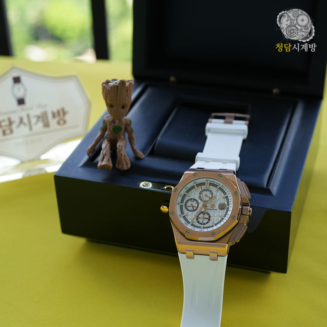 오데마피게 로얄오크 오프쇼어 GOLDWHITE 상세 이미지 4
