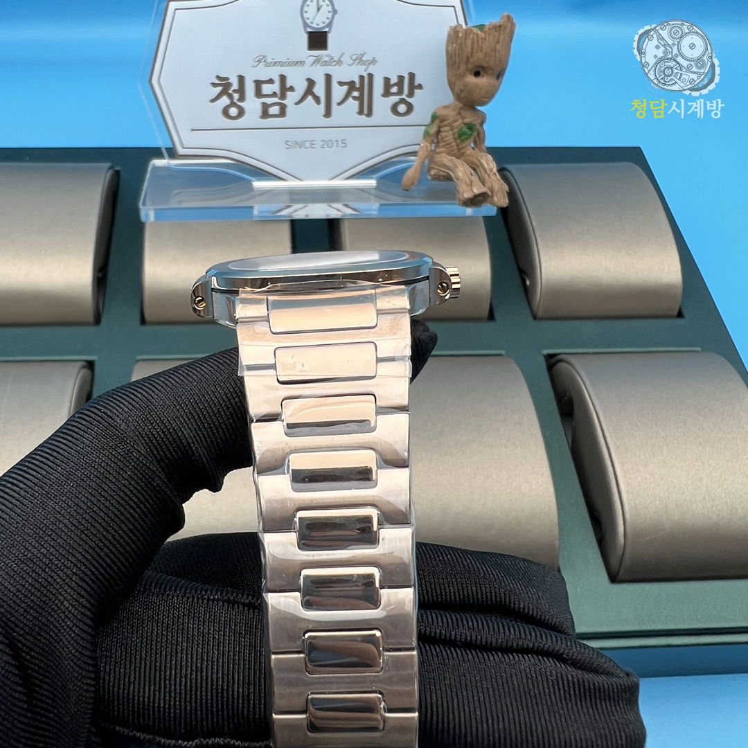 파텍필립 노틸러스 7118 금통 화이트 상세 이미지 14