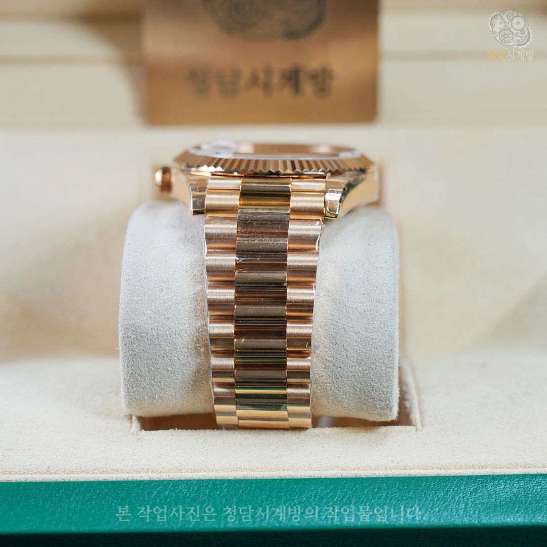 롤렉스 데이데이트 옐로우골드 샴페인 바인덱스 상세 이미지 8