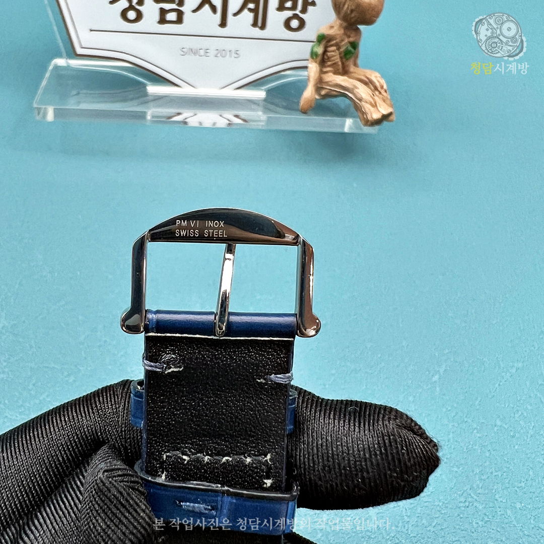 IWC 포르토피노 150주년 스페셜에디션 청판 상세 이미지 8