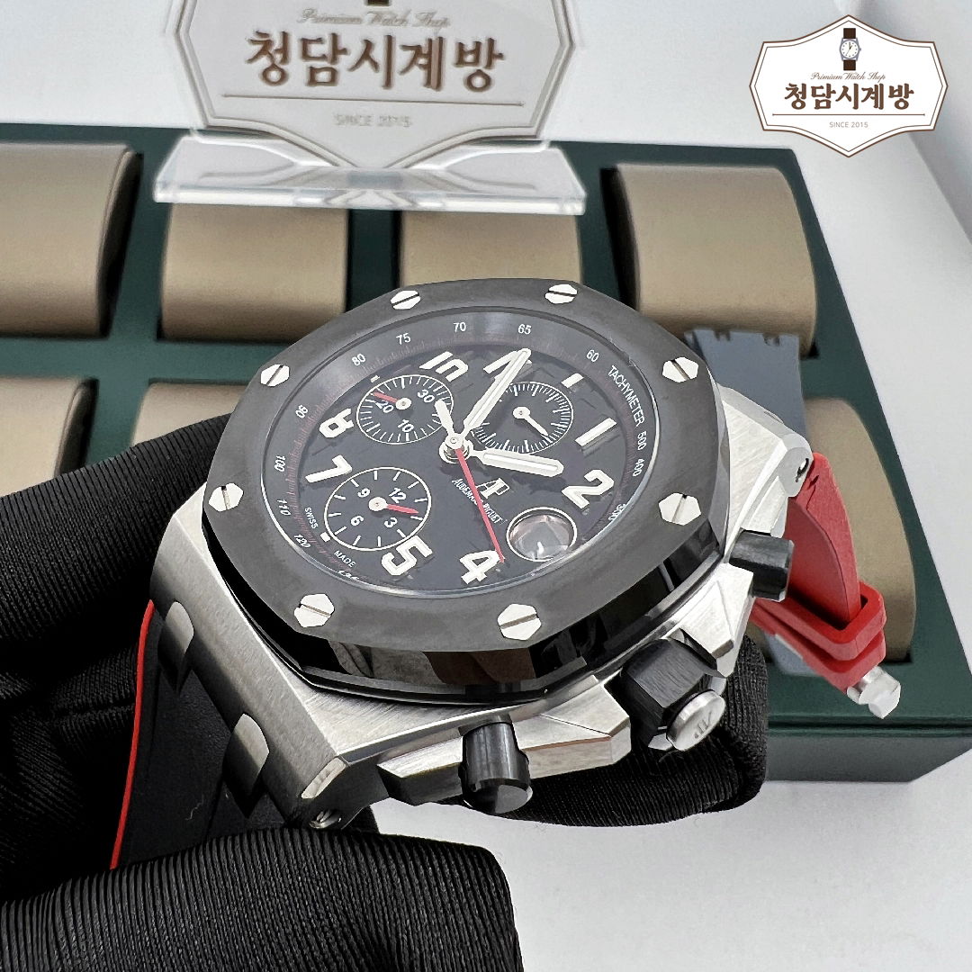 오데마피게 로얄오크 오프쇼어 크로노그래프 블랙 상세 이미지 16