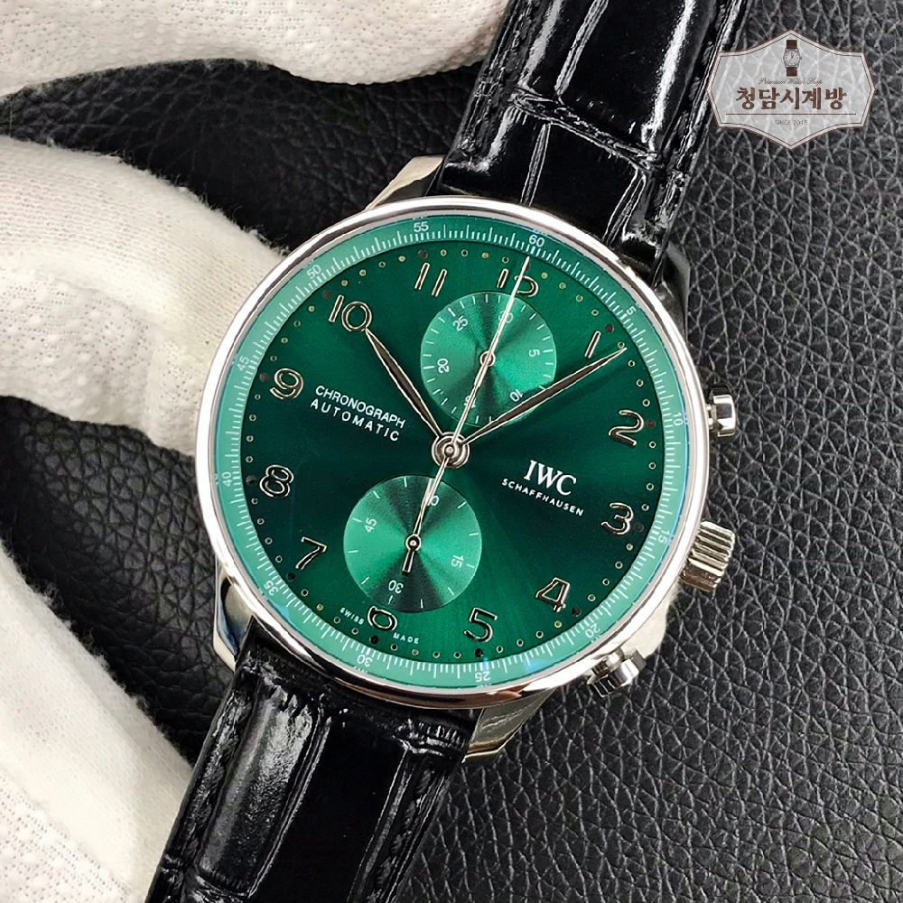 IWC 포르투기저 녹판 상세 이미지 12