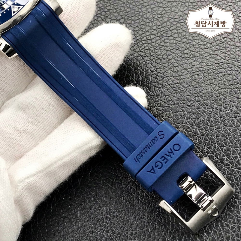 오메가 씨마스터 다이버300 블루러버 상세 이미지 9
