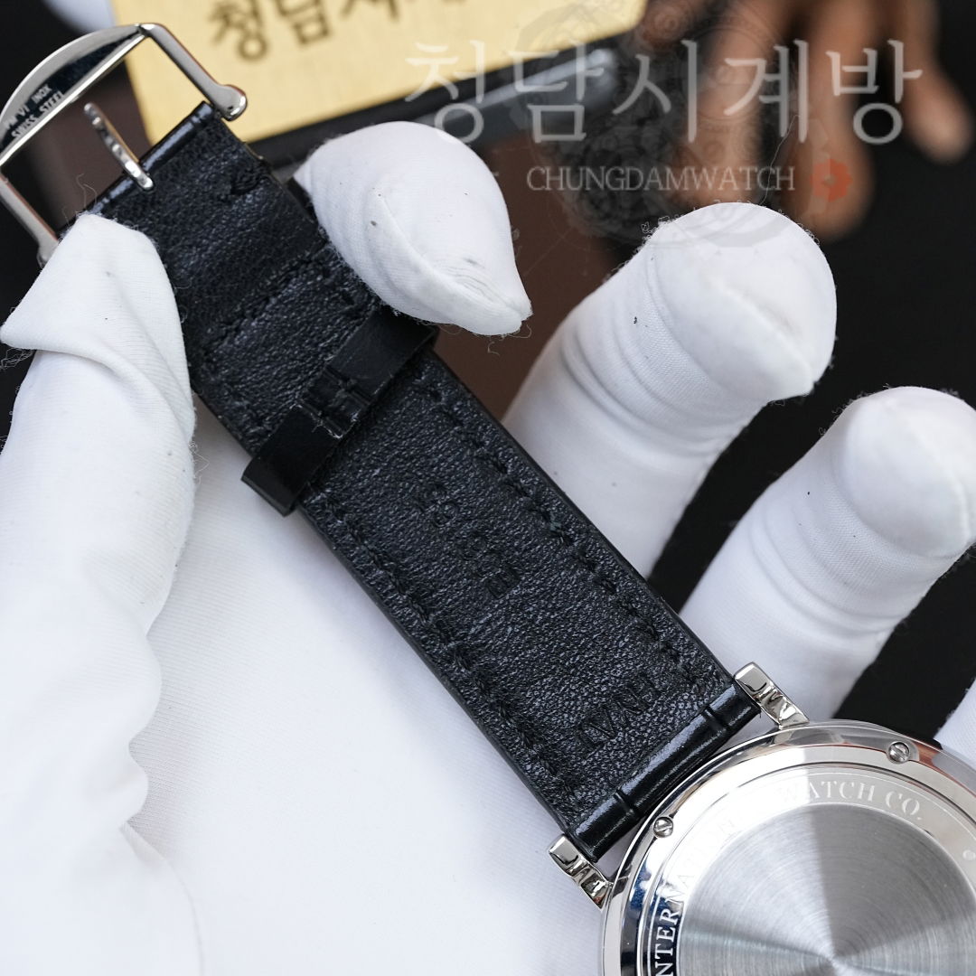 IWC 포르토피노 크로노 블랙 상세 이미지 14