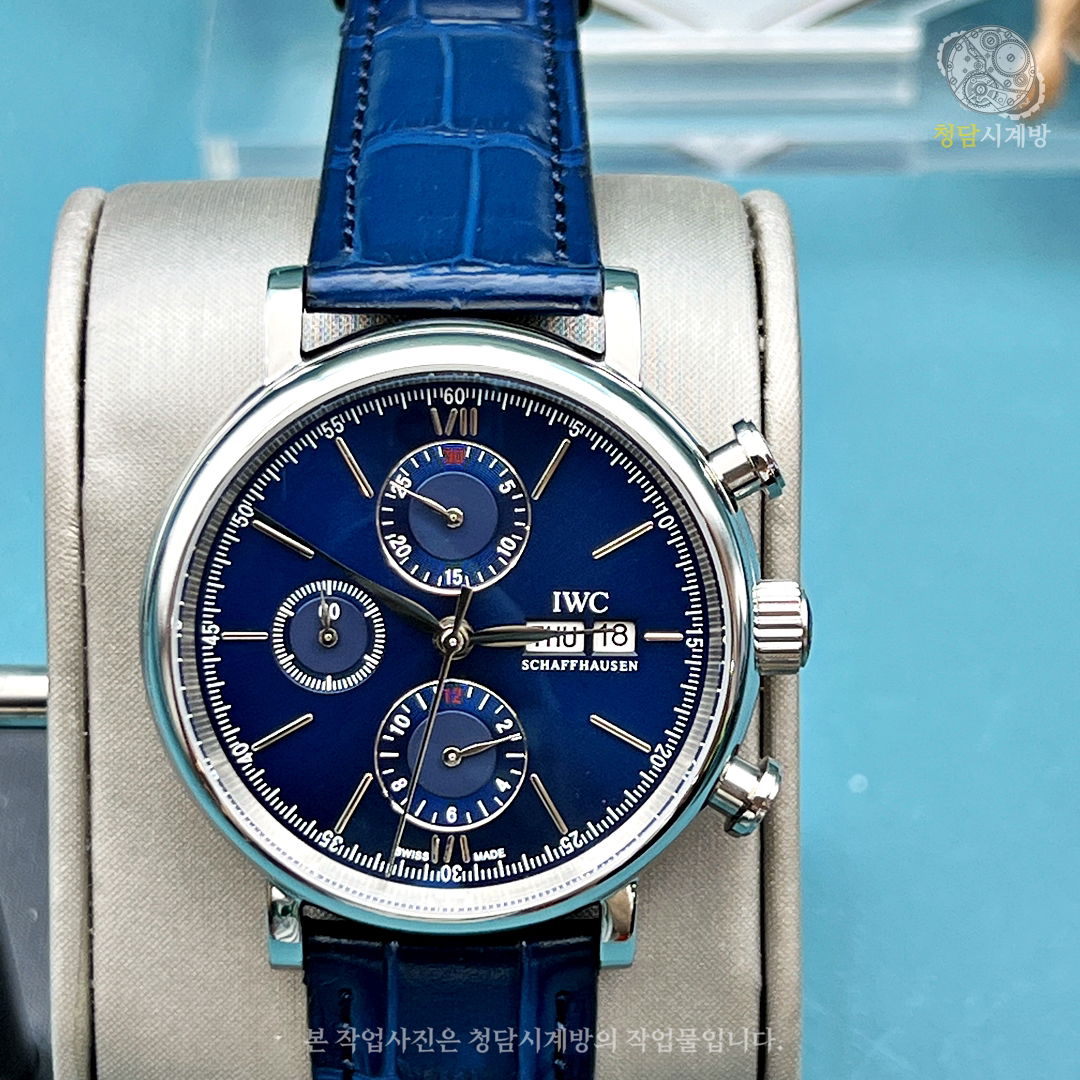 IWC 포르토피노 150주년 스페셜에디션 청판 상세 이미지 15