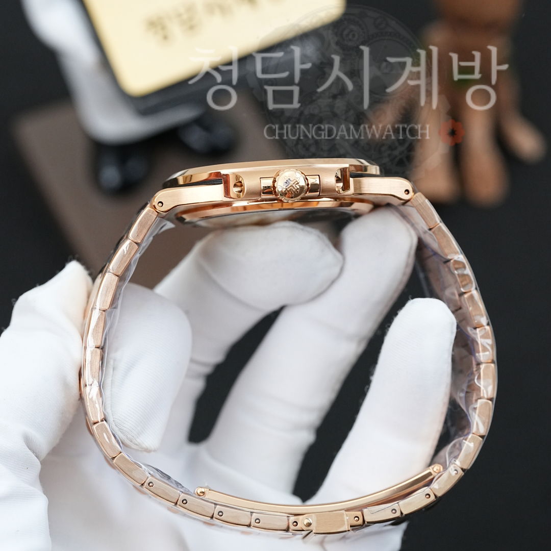 파텍필립 노틸러스 5711 골드 브라운 상세 이미지 9