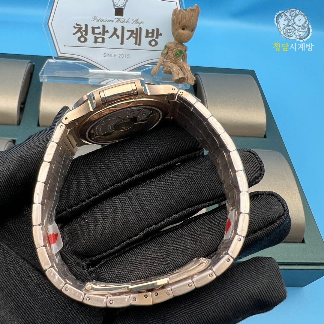 파텍필립 노틸러스 7118 금통 화이트 상세 이미지 19