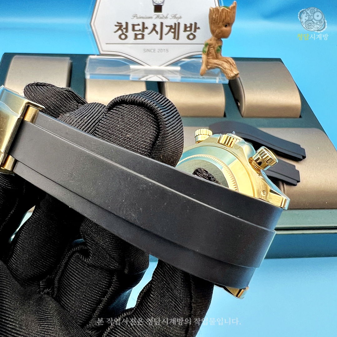롤렉스 데이토나 검판 옐로우골드 러버 상세 이미지 17